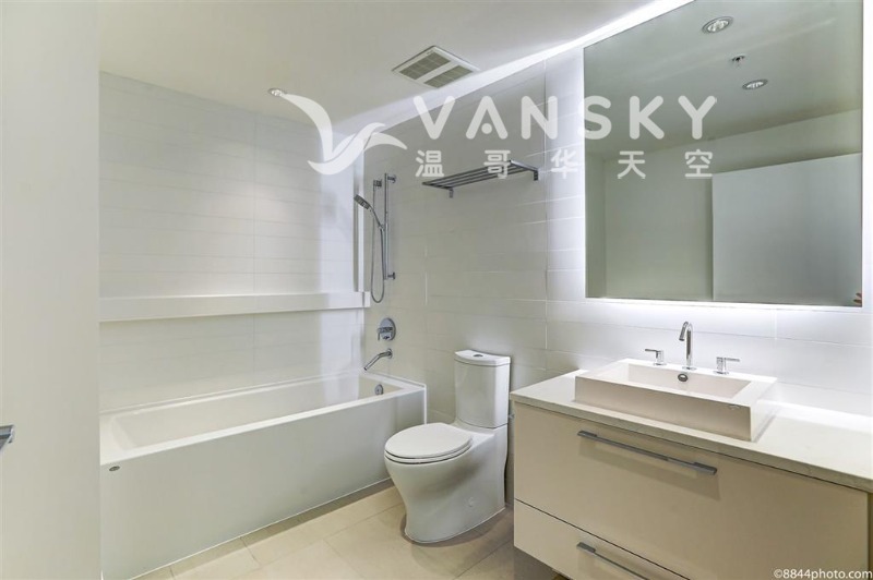 250630144753_KC Bath 1.jpg